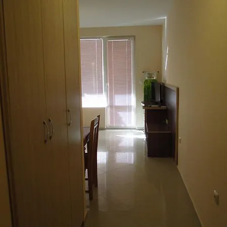 Apartamento Alex Pomorie